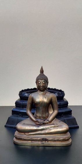 พระบูชาพระพุทธสิหิงค์ ระลึกในงานผูกพัทธสีมา ณ.อุโบสถ วัดมโนรม อ.ศรีราชา จ.ชลบุรี  รูปที่ 6