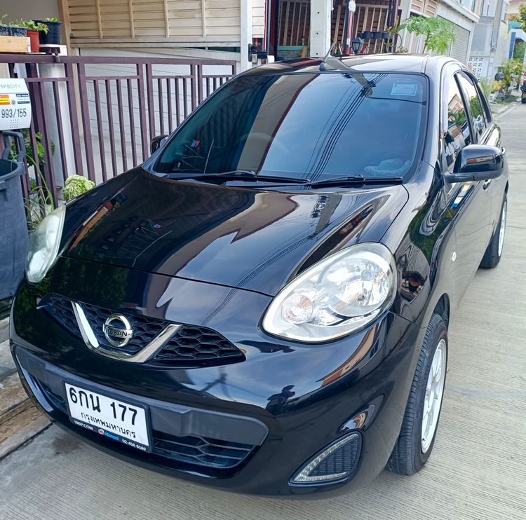 รถ Nissan March 1.2 E Limited Edition สี ดำ