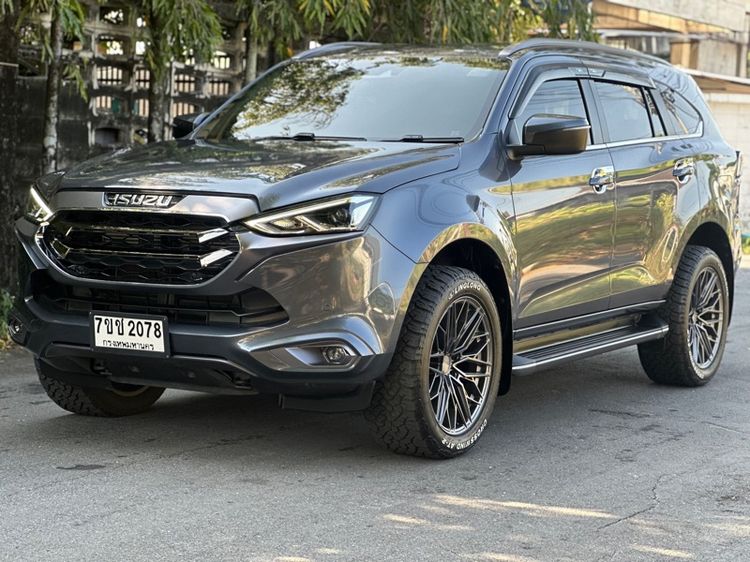 Isuzu MU-X 2023 3.0 Ultimate AT 2WD Utility-car ดีเซล ไม่ติดแก๊ส เกียร์อัตโนมัติ เทา รูปที่ 2
