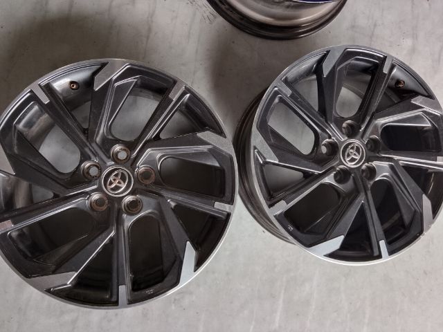 ขายล้อเดิม Toyota Corolla cross gr ขอบ18 รูปที่ 12