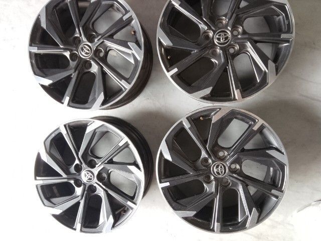 ขายล้อเดิม Toyota Corolla cross gr ขอบ18 รูปที่ 3