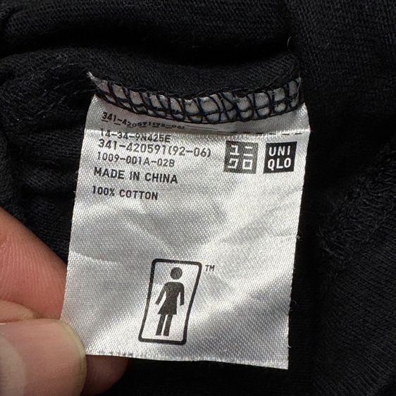 เสื้อยืด Uniqlo​ x​ Girl Skateboard Size XL  รูปที่ 8