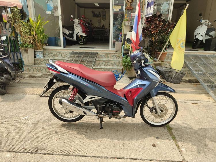 🛵ยังไงก็ขาย WAVE125i ปี 63 เครื่องไม่เดิม ท่อดังนิดๆ สีสวย สตาร์ทมือ เล่มชุดโอนครบ+เปลี่ยนถ่ายน้ำมันเครื่องฟรี ส่งฟรี30 ก.ม รูปที่ 3