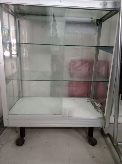 อื่นๆ ตู้กระจก มือสอง