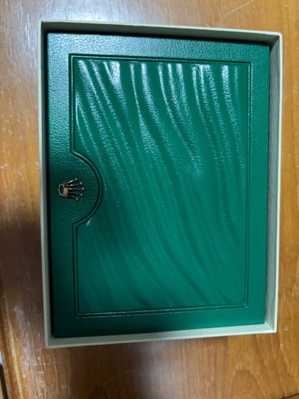 Rolex Submariner 2018 114060 Full set สภาพ98เปอร์เซน เหมือนใหม่ กล่องใบรับประกันครบ  รูปที่ 6