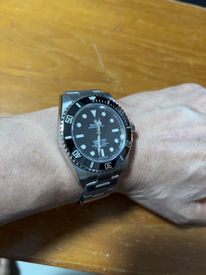 Rolex Submariner 2018 114060 Full set สภาพ98เปอร์เซน เหมือนใหม่ กล่องใบรับประกันครบ  รูปที่ 3
