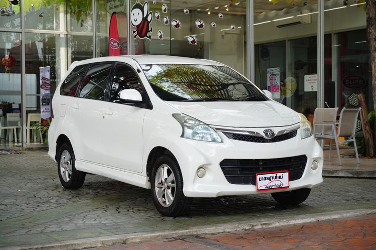 Toyota Avanza 2012 1.5 S Sedan เบนซิน ไม่ติดแก๊ส เกียร์อัตโนมัติ ขาว รูปที่ 2