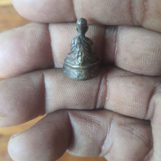 สหายพระเครื่อง รูปที่ 2