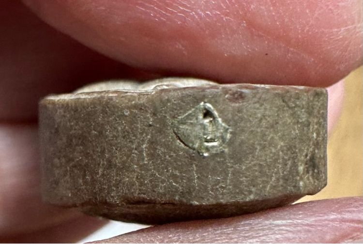 พระสิวลี หลวงปู่โต๊ะ วัดประดู่ฉิพระผงสีวลี ลป.โต๊ะพิมพ์รูปไข่ เนื้อผงเกสร ฝังตะกรุด ปี2521 รูปที่ 8