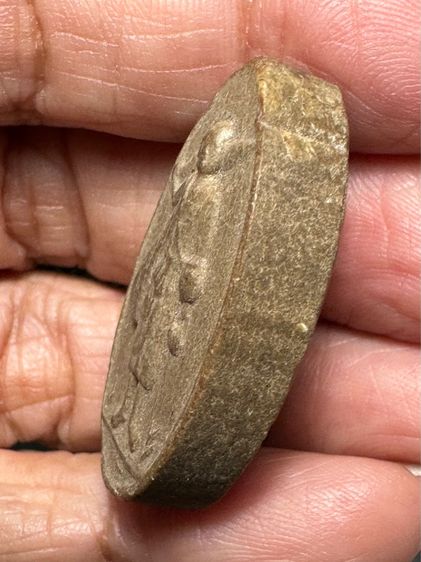 พระสิวลี หลวงปู่โต๊ะ วัดประดู่ฉิพระผงสีวลี ลป.โต๊ะพิมพ์รูปไข่ เนื้อผงเกสร ฝังตะกรุด ปี2521 รูปที่ 4