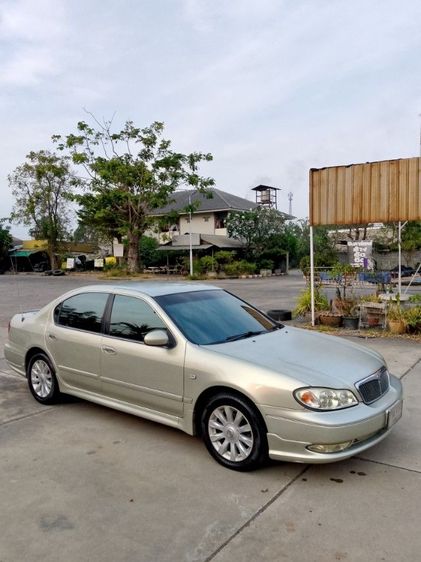 รถ Nissan Cefiro 2.0 Executive สี บรอนซ์ทอง