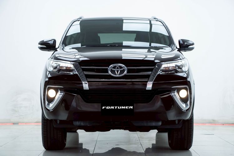 Toyota Fortuner 2016 2.4 V Utility-car ดีเซล ไม่ติดแก๊ส เกียร์อัตโนมัติ น้ำตาล รูปที่ 4