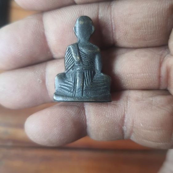 สหายพระเครื่อง รูปที่ 2