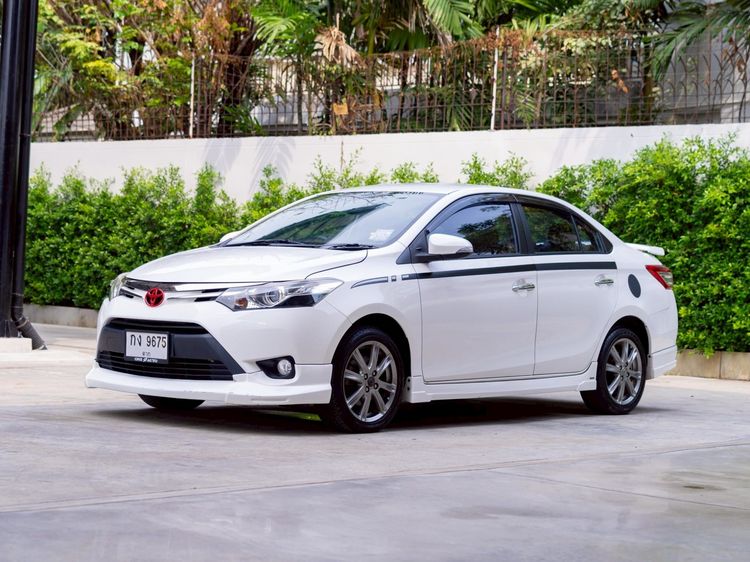 Toyota Vios 2015 1.5 S Sedan เบนซิน ไม่ติดแก๊ส เกียร์อัตโนมัติ ขาว รูปที่ 3