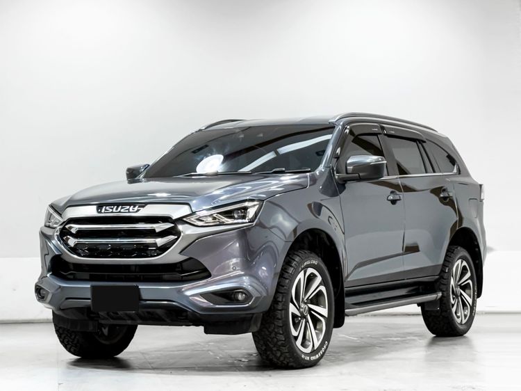 รถ Isuzu MU-X 3.0 Ultimate AT 4WD สี เทา