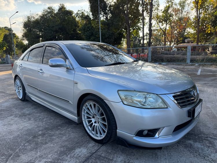 รถ Toyota Camry 2.0 G สี เทา