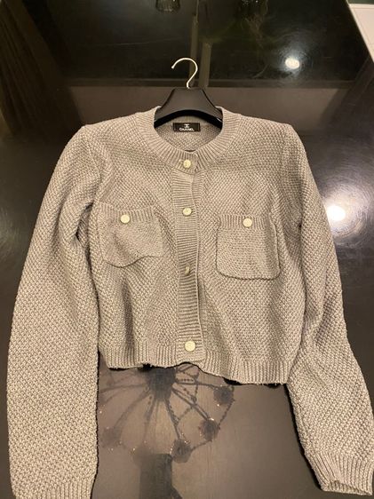 ชาแนล เสื้อแขนยาว สภาพใหม่เอี่ยม  รูปที่ 9