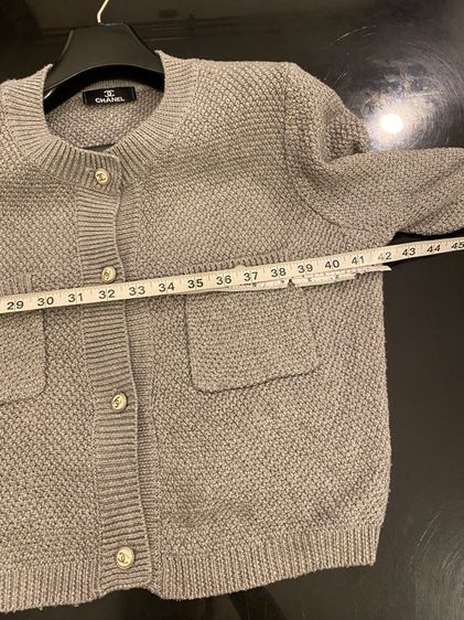 ชาแนล เสื้อแขนยาว สภาพใหม่เอี่ยม  รูปที่ 11
