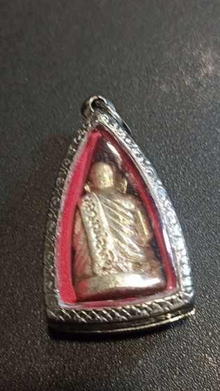 รูปหล่อเงินหลวงพ่อแถมผงสุพรรณ รูปที่ 5