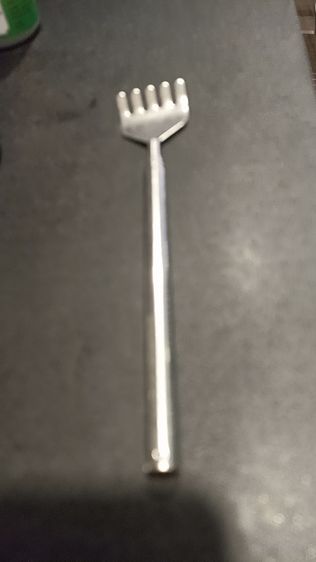 รูปหล่อเงินหลวงพ่อแถมผงสุพรรณ รูปที่ 9