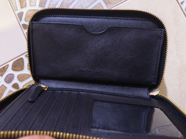 กระเป๋าสตางค์ สภาพกริบ