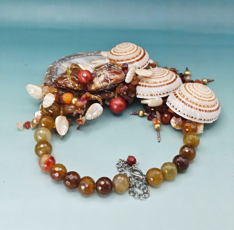 สร้อยคอหินอ่อน  รูปที่ 7