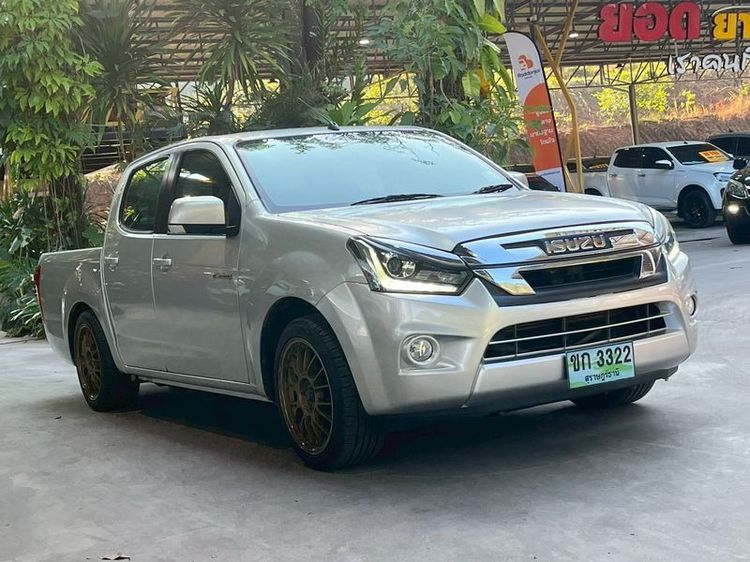 Isuzu D-MAX 2018 1.9 Z Pickup ดีเซล ไม่ติดแก๊ส เกียร์ธรรมดา บรอนซ์เงิน รูปที่ 3