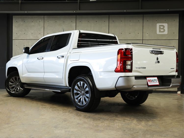 Mitsubishi Triton 2025 2.4 Plus Ultra Pickup ดีเซล ไม่ติดแก๊ส เกียร์อัตโนมัติ ขาว รูปที่ 4