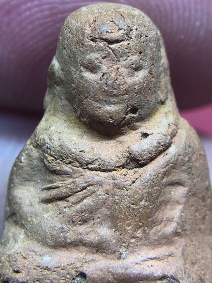 หลวงพ่อเงินเนื้อดิน รูปที่ 9