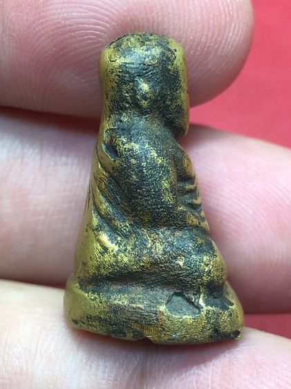 รูปหล่อหลวงพ่อเงินสภาพใช้ รูปที่ 4