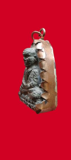 หลวงปู่ทวด เนื้อว่าน เลี่ยมเก่า รูปที่ 3