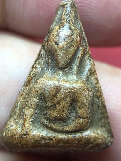 พระนางพญาอกนูนเล็ก รูปที่ 7