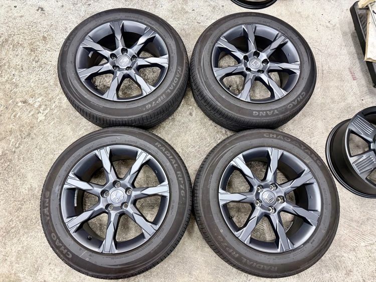 แม็ก HONDA ใส่ CRV ขอบ 18” ถอดป้ายแดง ยาง CHAO YANG 225-60R18 ปลายปี 24 ตุ่มหน้ายางยังอยู่ครบ รูปที่ 4