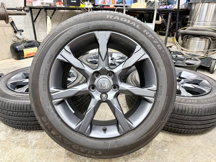 18" แม็ก HONDA ใส่ CRV ขอบ 18” ถอดป้ายแดง ยาง CHAO YANG 225-60R18 ปลายปี 24 ตุ่มหน้ายางยังอยู่ครบ