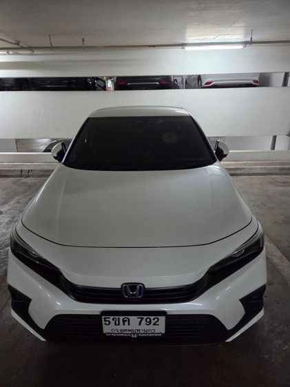 Honda Civic 2023 2.0 eHEV EL+ Sedan ไฮบริด ไม่ติดแก๊ส เกียร์อัตโนมัติ ขาว รูปที่ 3