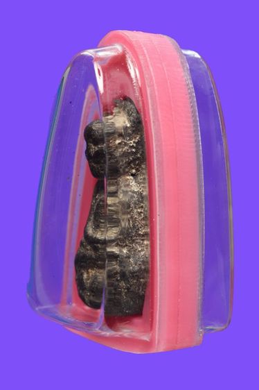 หลวงปู่ทวด เนื้อว่าน พิมพ์พระรอด รุ่นเเรก ปี2497 พระเก่าเก็บสวยเดิม สภาพดี เก่ามาก น่าบูชาครีบ รูปที่ 5