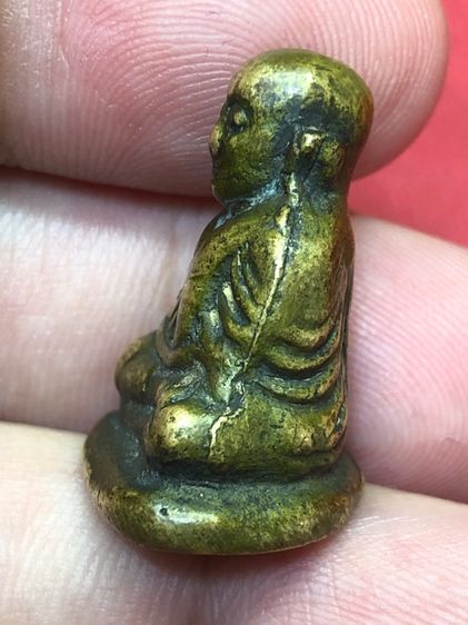 รูปหล่อหลวงพ่อเงินพิมพ์ขี้ตา รูปที่ 6