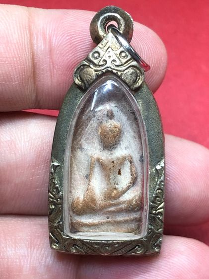 พระกำแพงเนื้อดิน