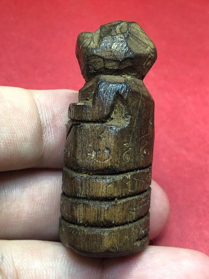 หลวงพ่อดิ่งไม้แกะ รูปที่ 3