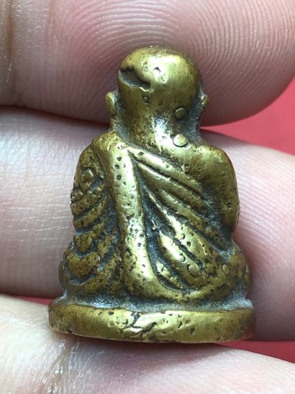 รูปหล่อหลวงพ่อเงิน รูปที่ 5