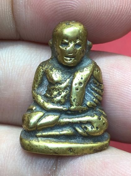 รูปหล่อหลวงพ่อเงิน รูปที่ 3