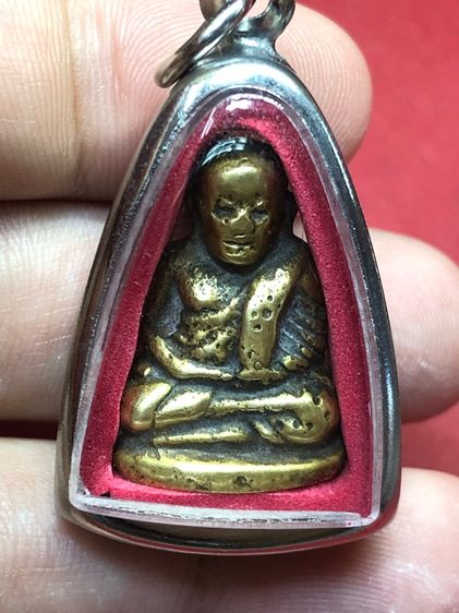 รูปหล่อหลวงพ่อเงิน