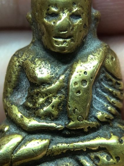 รูปหล่อหลวงพ่อเงิน รูปที่ 8