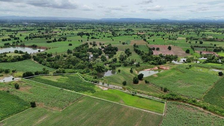 ใช่ ขายถูกที่โฉนด อ.สูงเนิน จ.นครราชสีมา11ไร่1งาน26ตร.วาขายไร่ละ180,000บ.
 รูปที่ 3