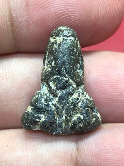 พระปิดตาหลวงปู่เอี่ยมสองหน้าตะกั่ว รูปที่ 3