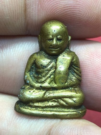 รูปหล่อหลวงพ่อเงิน รูปที่ 3