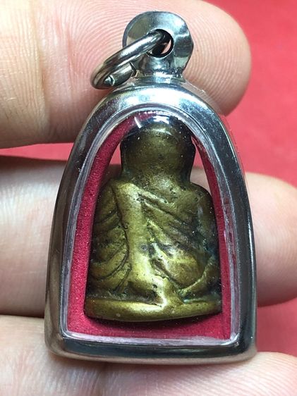 รูปหล่อหลวงพ่อเงิน รูปที่ 2