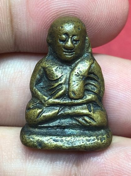 รูปหล่อหลวงพ่อเงิน รูปที่ 3