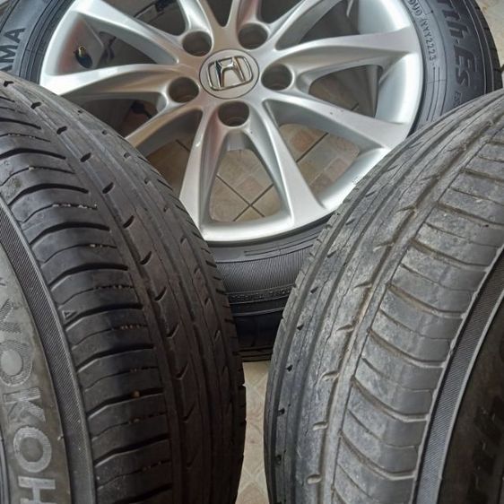 ขายล้อแม็กเดิม civic 2018 พร้อมยางอยู่บางใหญ่นนทบุรี ยกชุด 6500 บาท ขนาด 215 55 16 สนใจโทร 089-923-7389 รูปที่ 4