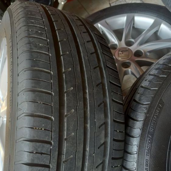 ขายล้อแม็กเดิม civic 2018 พร้อมยางอยู่บางใหญ่นนทบุรี ยกชุด 6500 บาท ขนาด 215 55 16 สนใจโทร 089-923-7389 รูปที่ 6